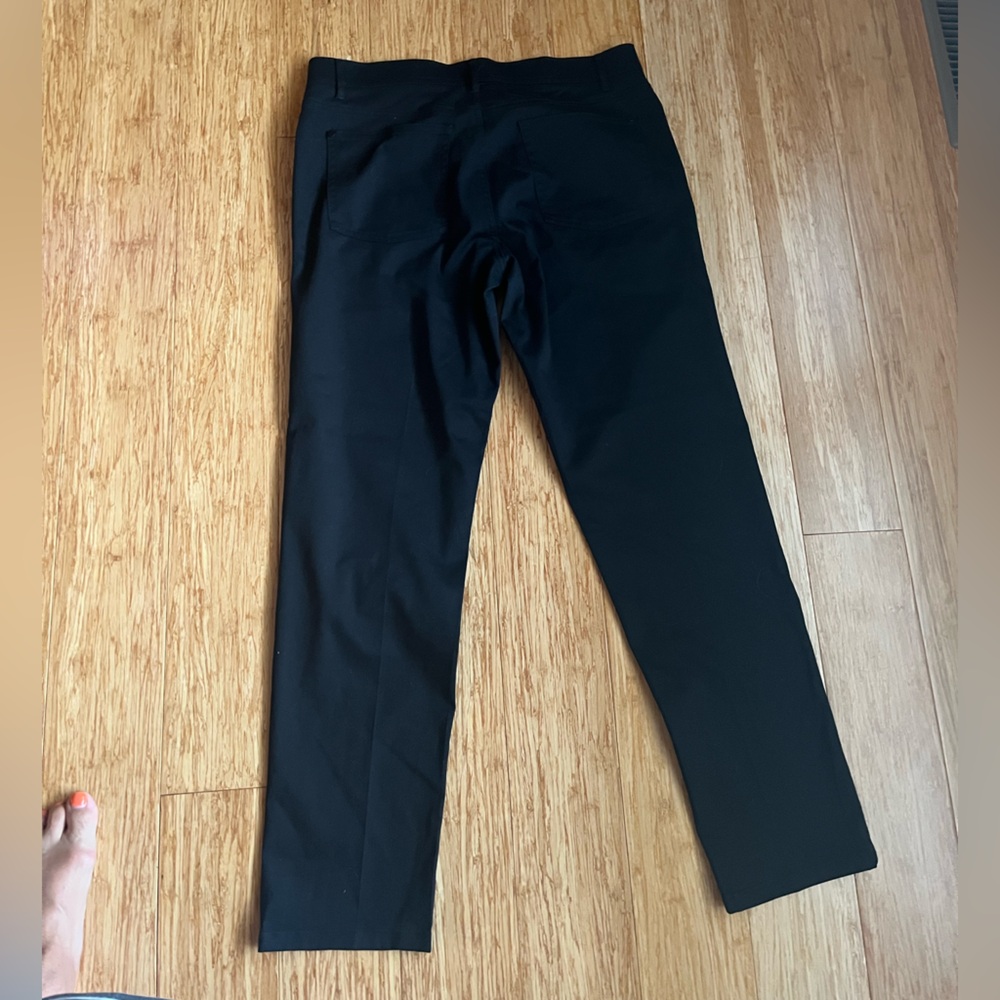 Haggar Men's Black Chinos